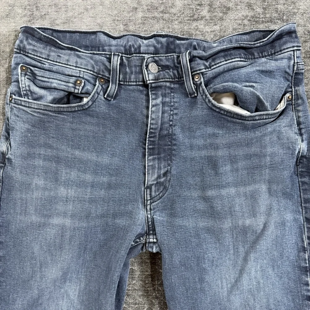 Levis 514 Straight Fit Men's Size‎ 34Wx30L Medium Wash Blue Denim Jeans Stretch